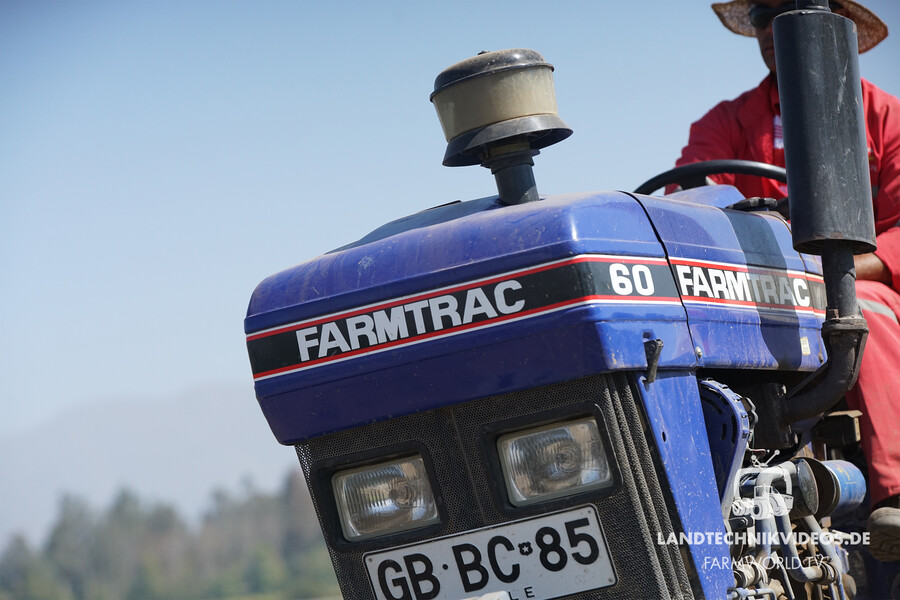 Farmtrac 60 Traktor_07.jpg